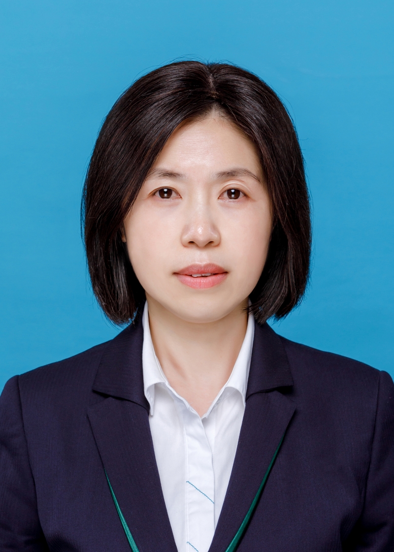杨爱珍.jpg